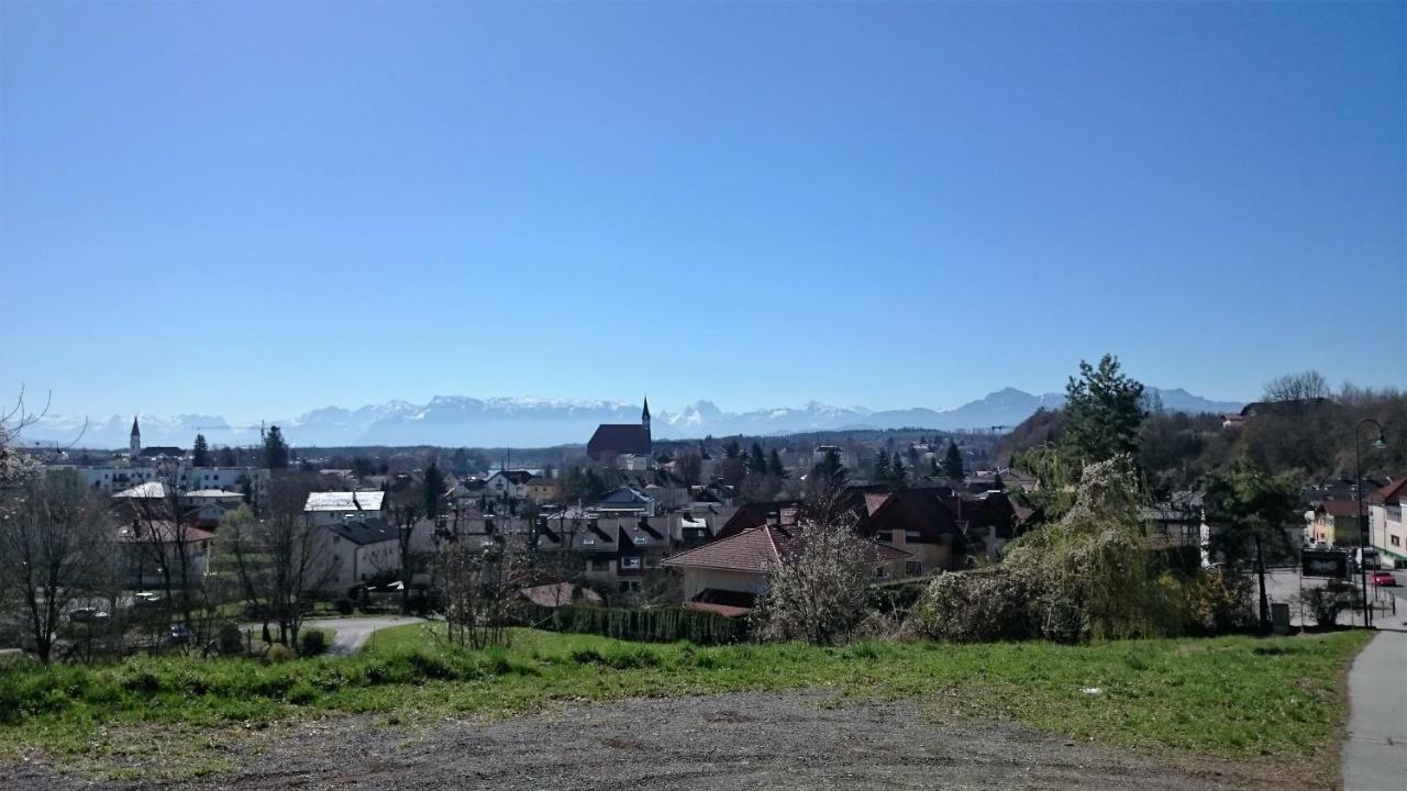 לאופן Ferienwohnung An Der Idyllischen Salzachschleife Naehe Salzburg מראה חיצוני תמונה